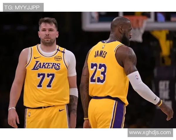 东契奇复出44+12+6里夫斯21分 湖人胜灰熊